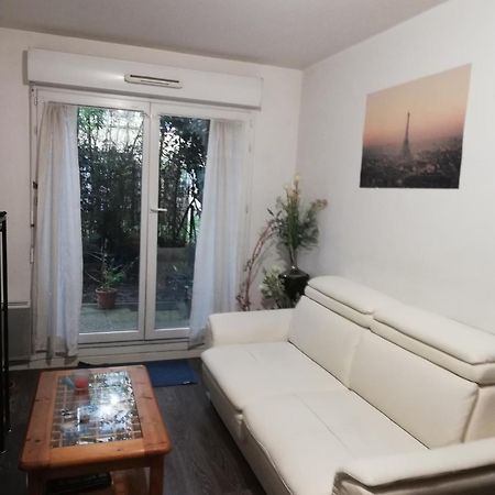 Appartment With Garden - Chaville Eksteriør billede